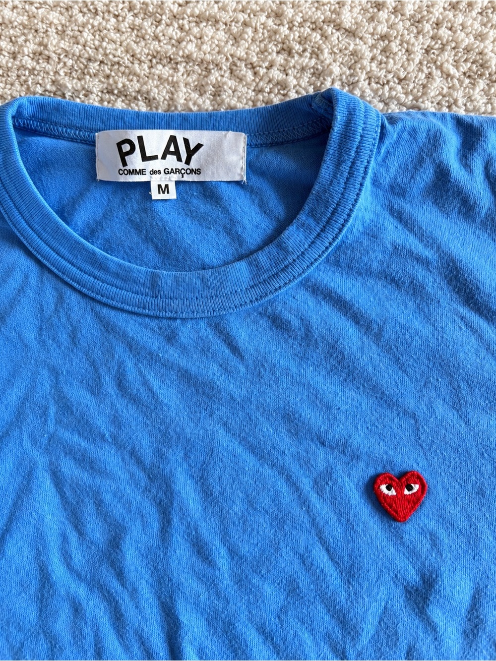 Comme des Garçons PLAY Blue Red Heart T-Shirt | Size M - Picture 2 of 3